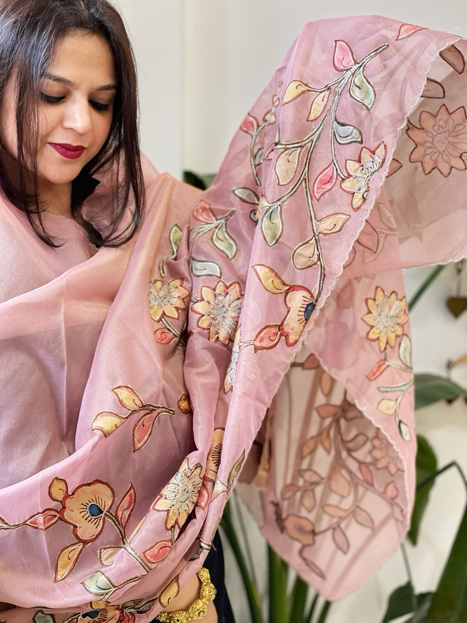 Pink Tissue Organza Dupatta with Handpainted Applique Work - Masakalee
