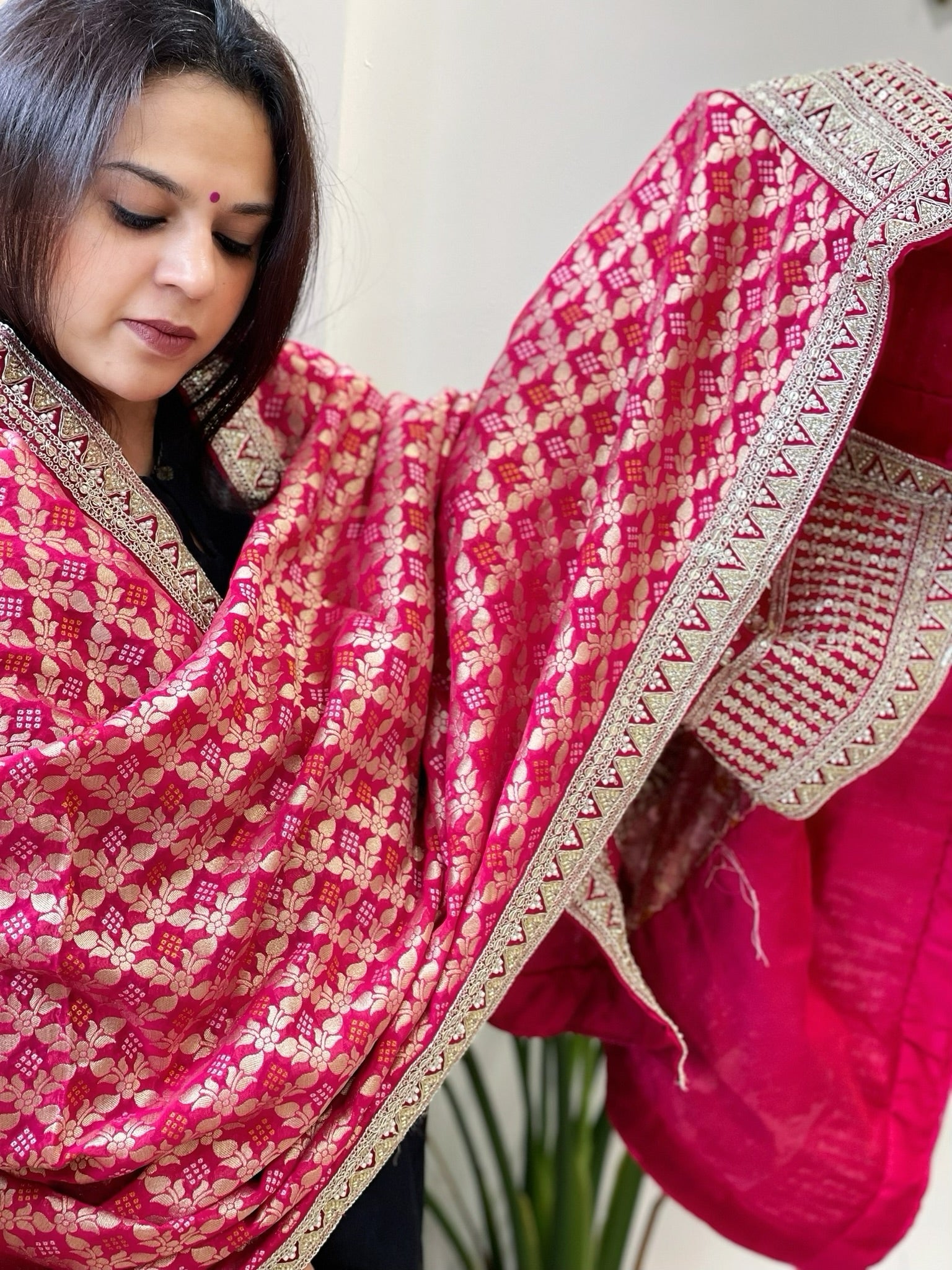 Pink Woven Bandhej Banarasi Dupatta in Fine Georgette with Zardosi Work - Masakalee
