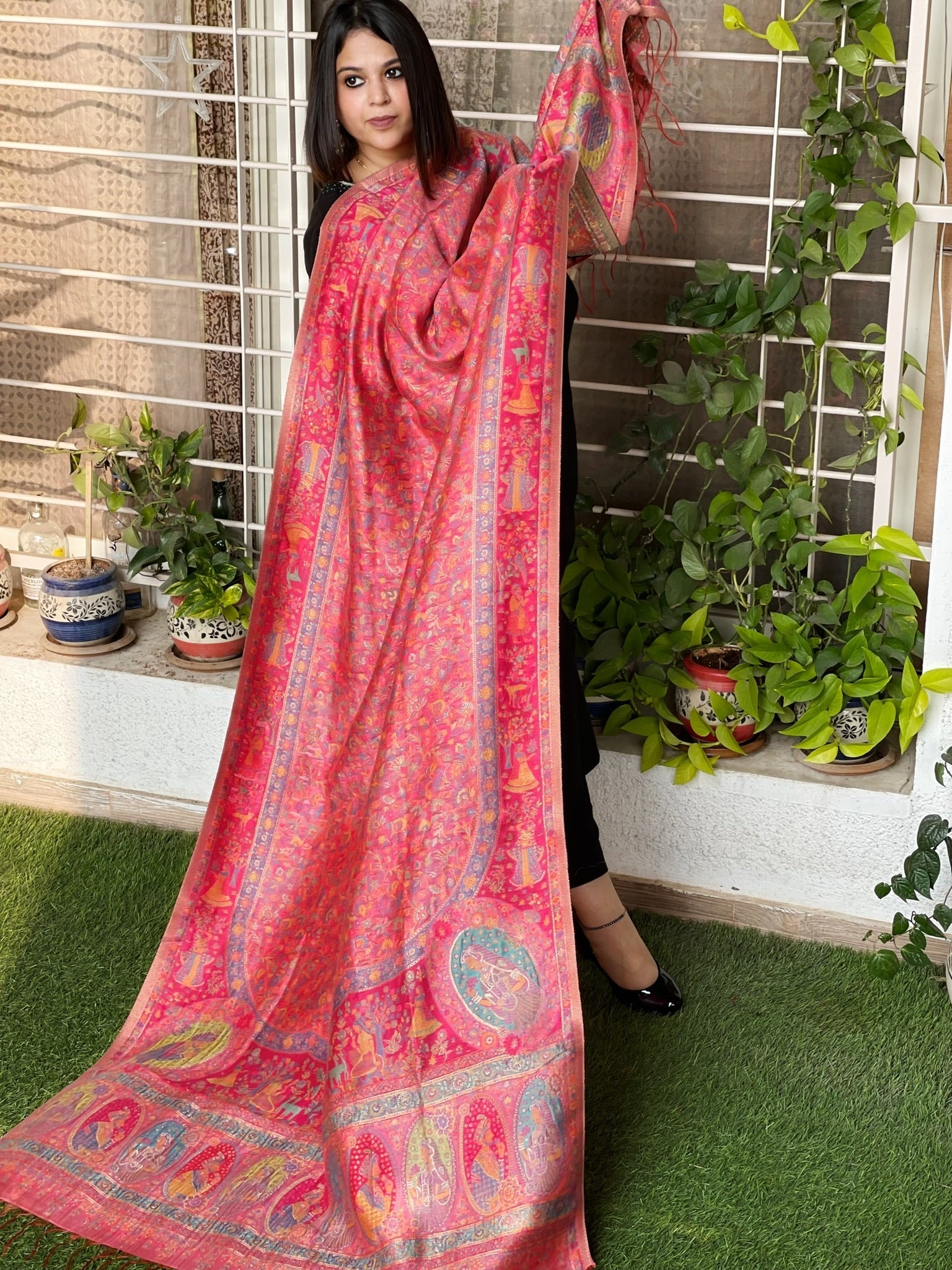 Pink Woven Pure Silk Kaani Dupatta - Masakalee