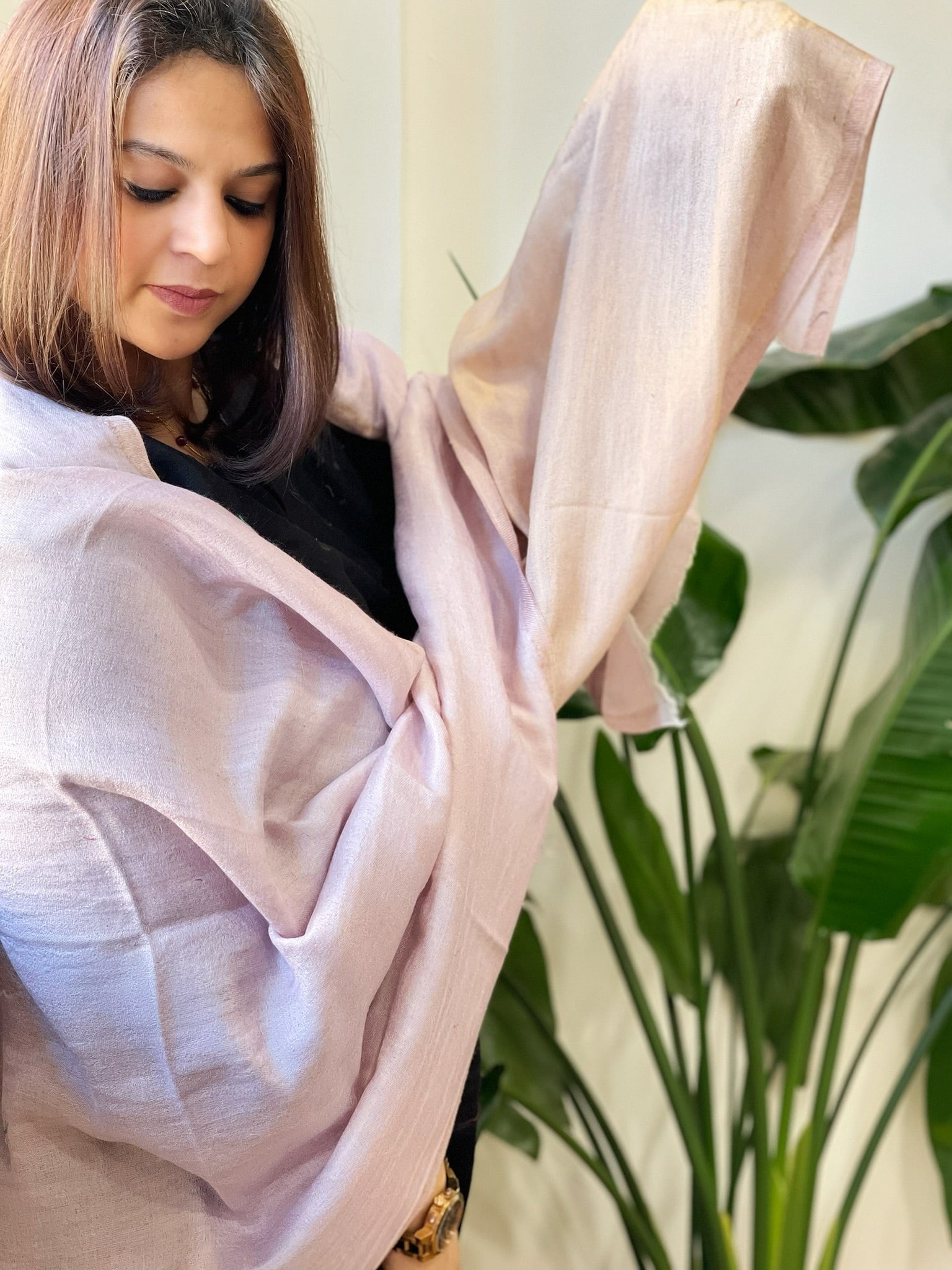 Pinkish Lavender Pashmina Stole with Zari - Masakalee