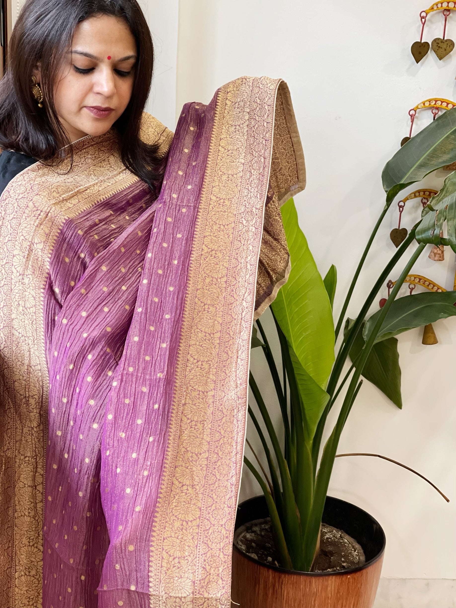 Pinkish Purple Woven Banarasi Dupatta in Tissue - Masakalee