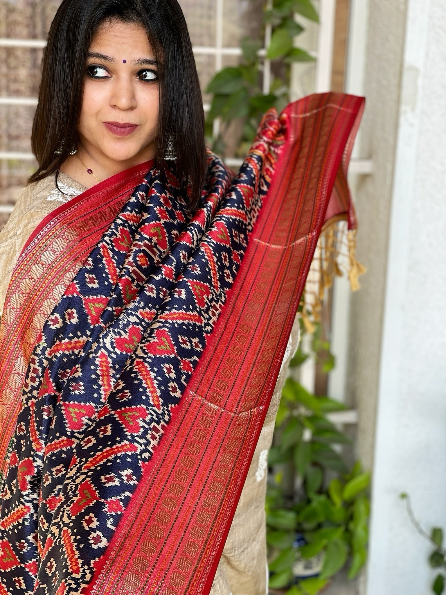 Printed Patola Dupatta in Fine Art Silk - Masakalee