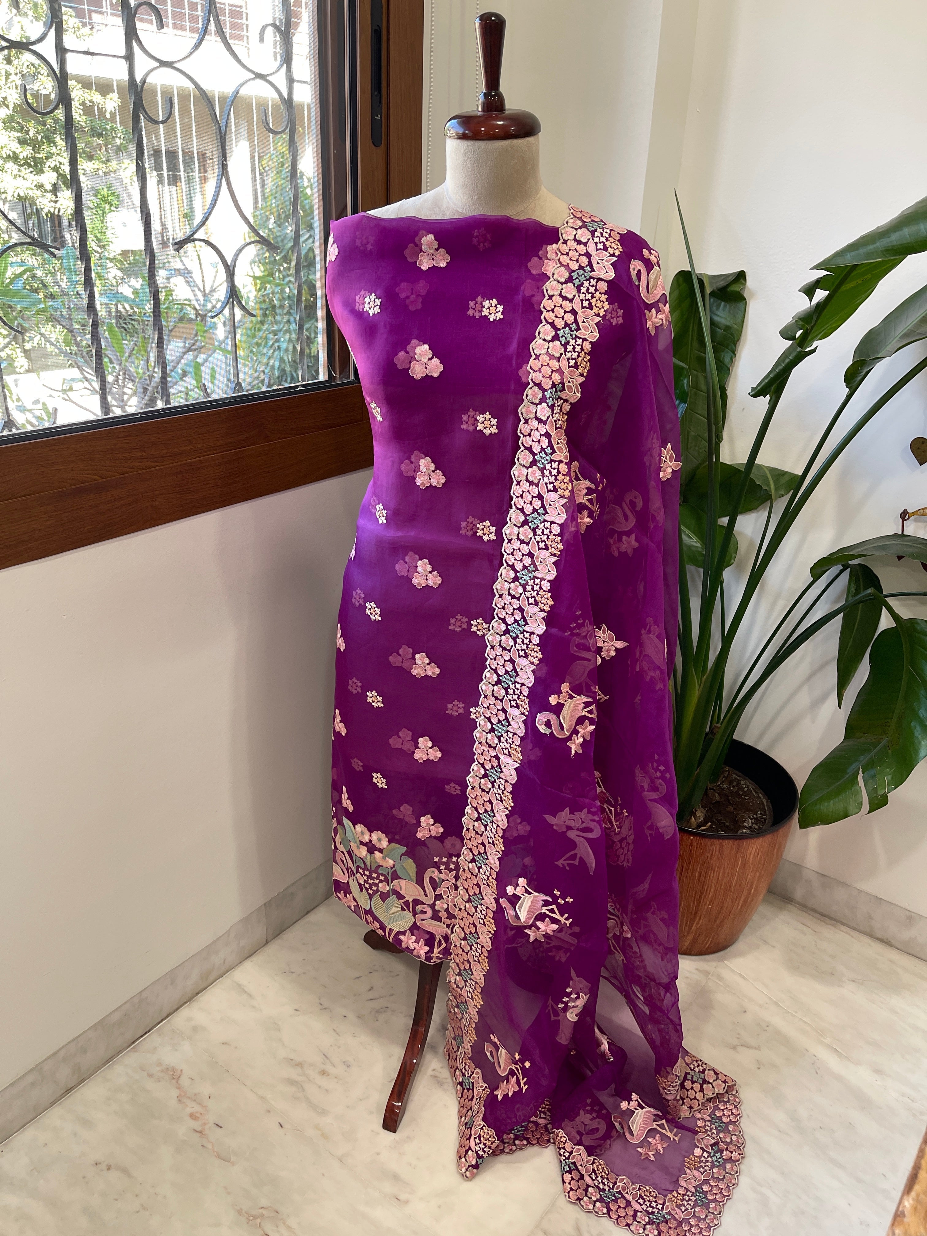 Purple Dupatta Set (Kurta+Dupatta) with Thread Embroidery in Pure Organza - Masakalee