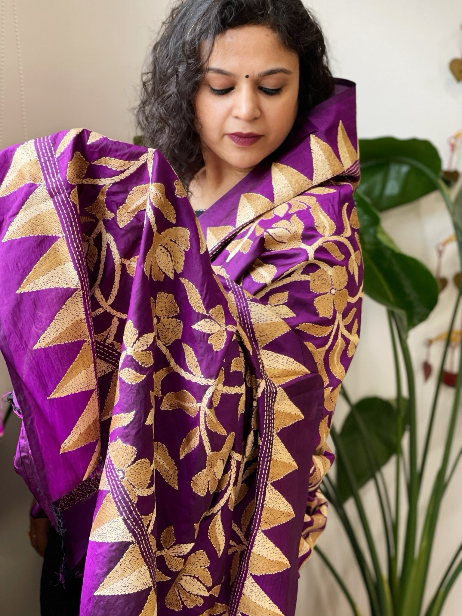 Purple Handmade Nakshi Kantha Dupatta in Pure Silk - Masakalee