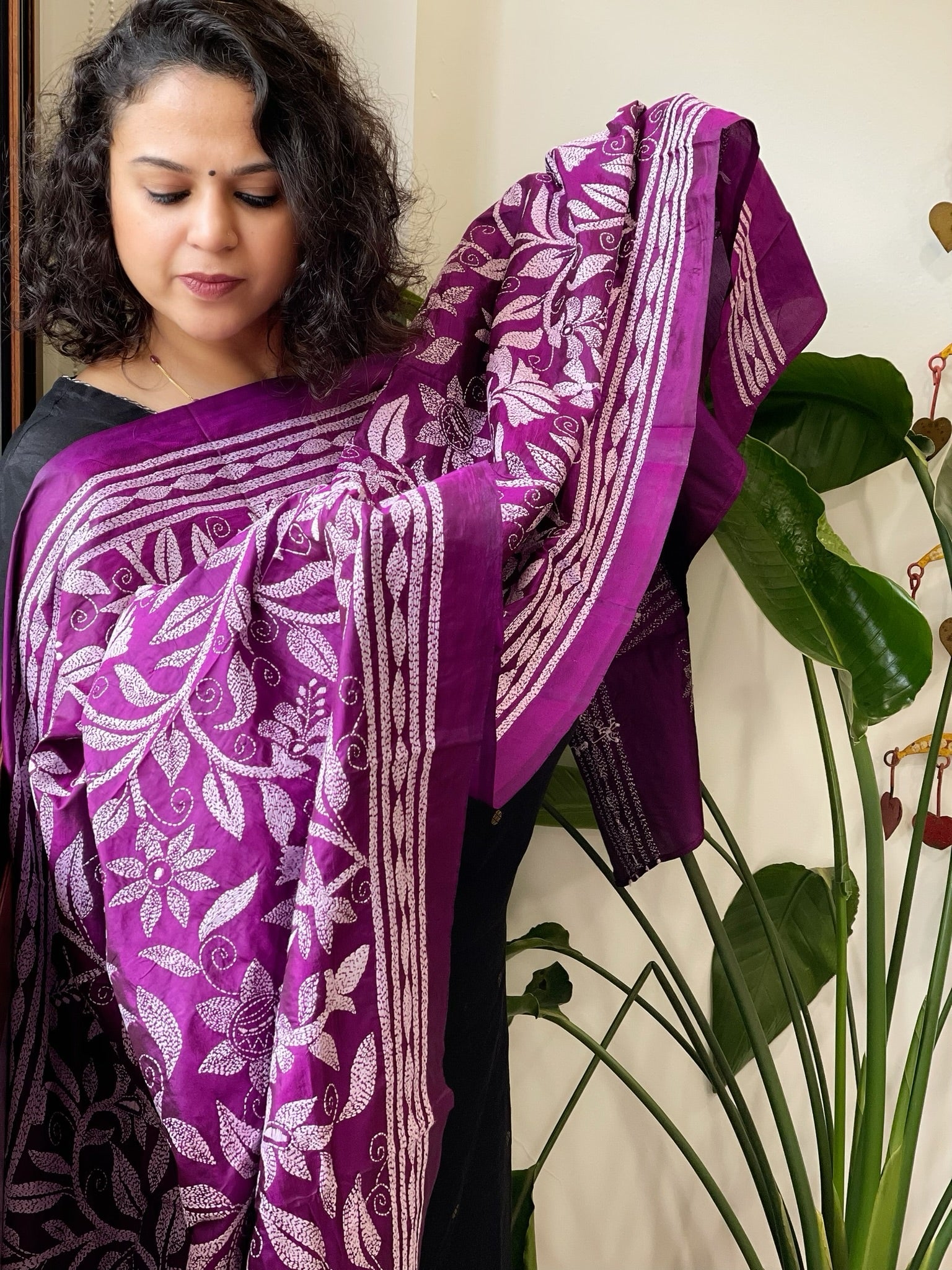 Purple Handmade Nakshi Kantha Dupatta in Pure Silk - Masakalee