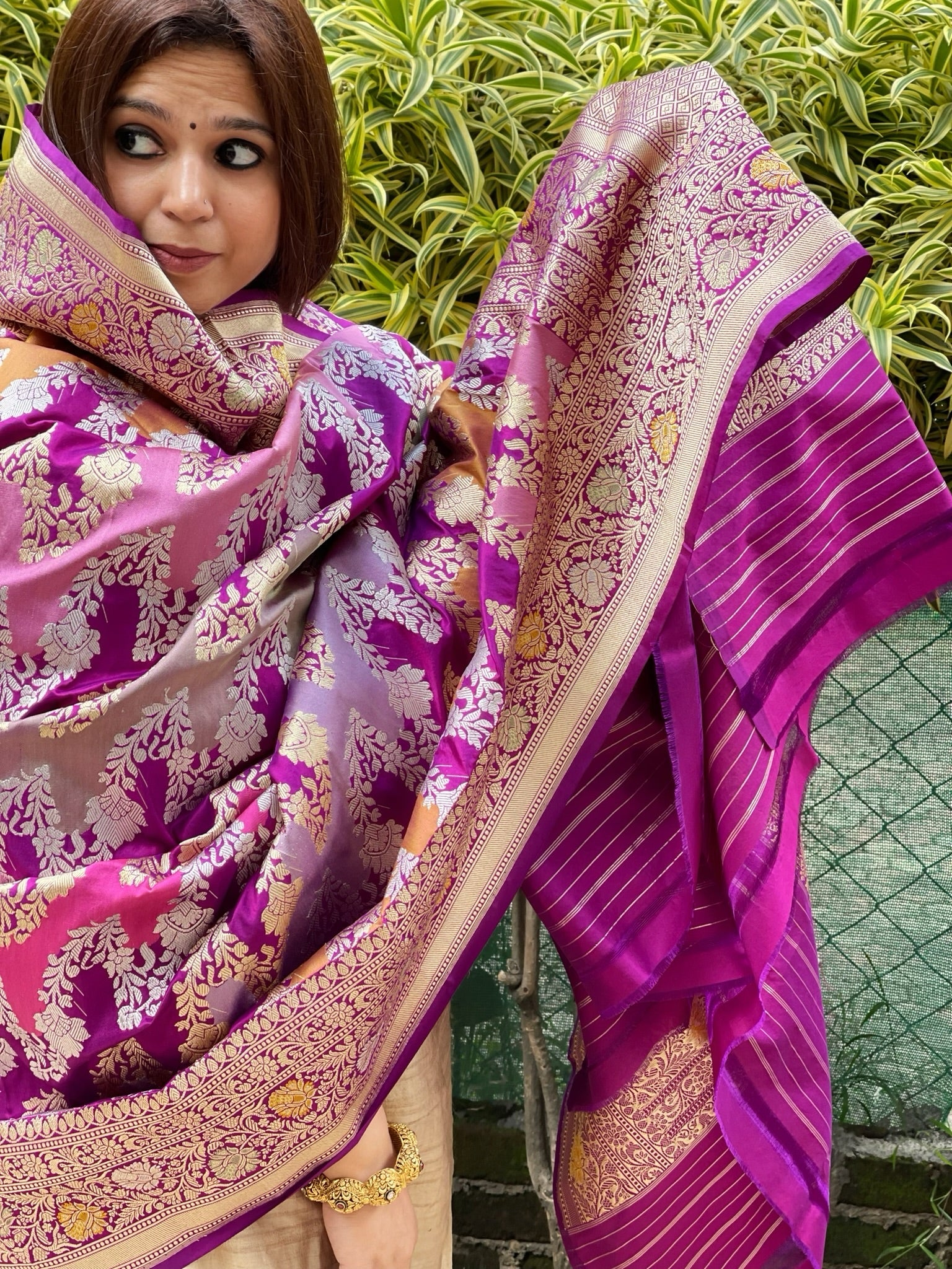 Purple Handwoven Banarasi Rangkhat Dupatta in Pure Katan Silk - Masakalee