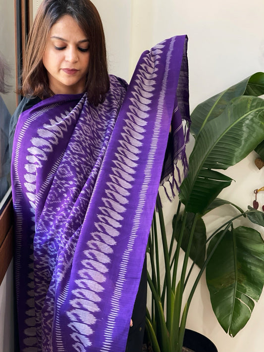 Purple Handwoven Ikat Dupatta in Cotton - Masakalee