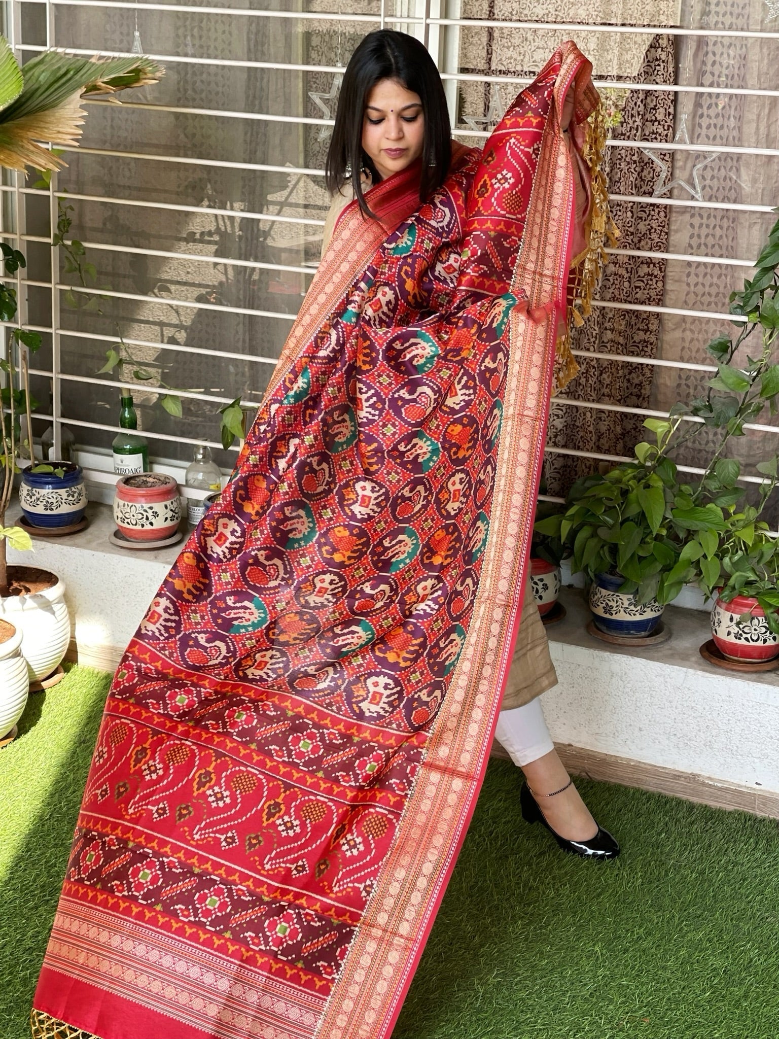 Purple Printed Patola Dupatta in Fine Art Silk - Masakalee