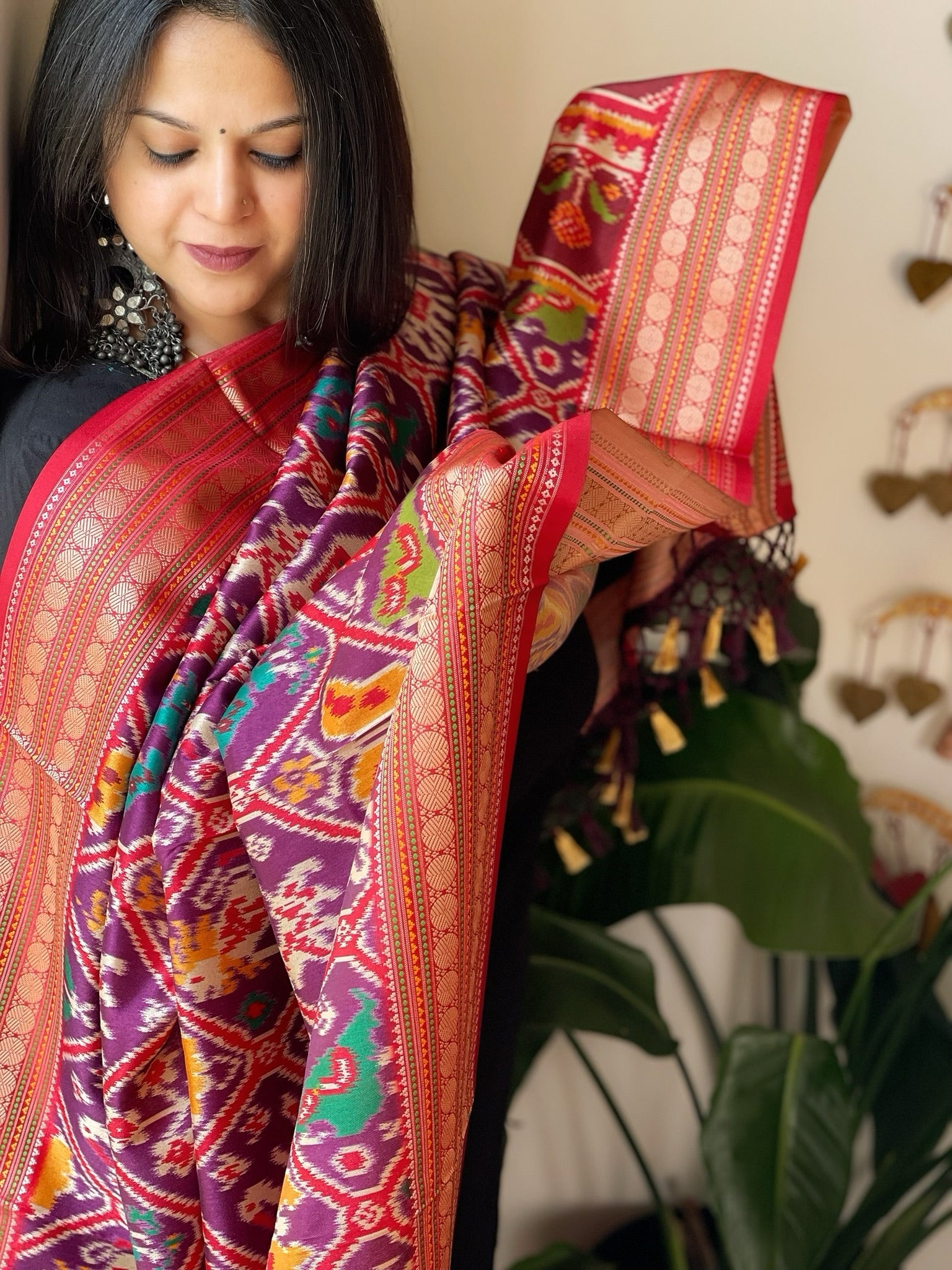Purple Printed Patola Dupatta in Fine Art Silk - Masakalee