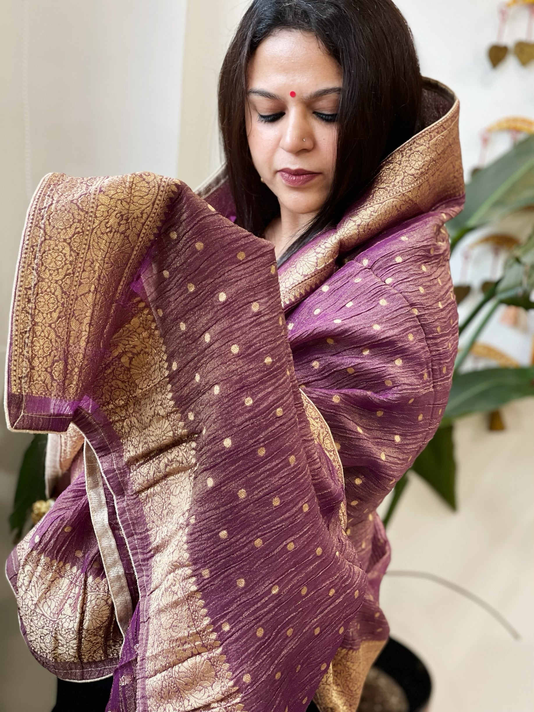 Purple Woven Banarasi Dupatta in Tissue - Masakalee