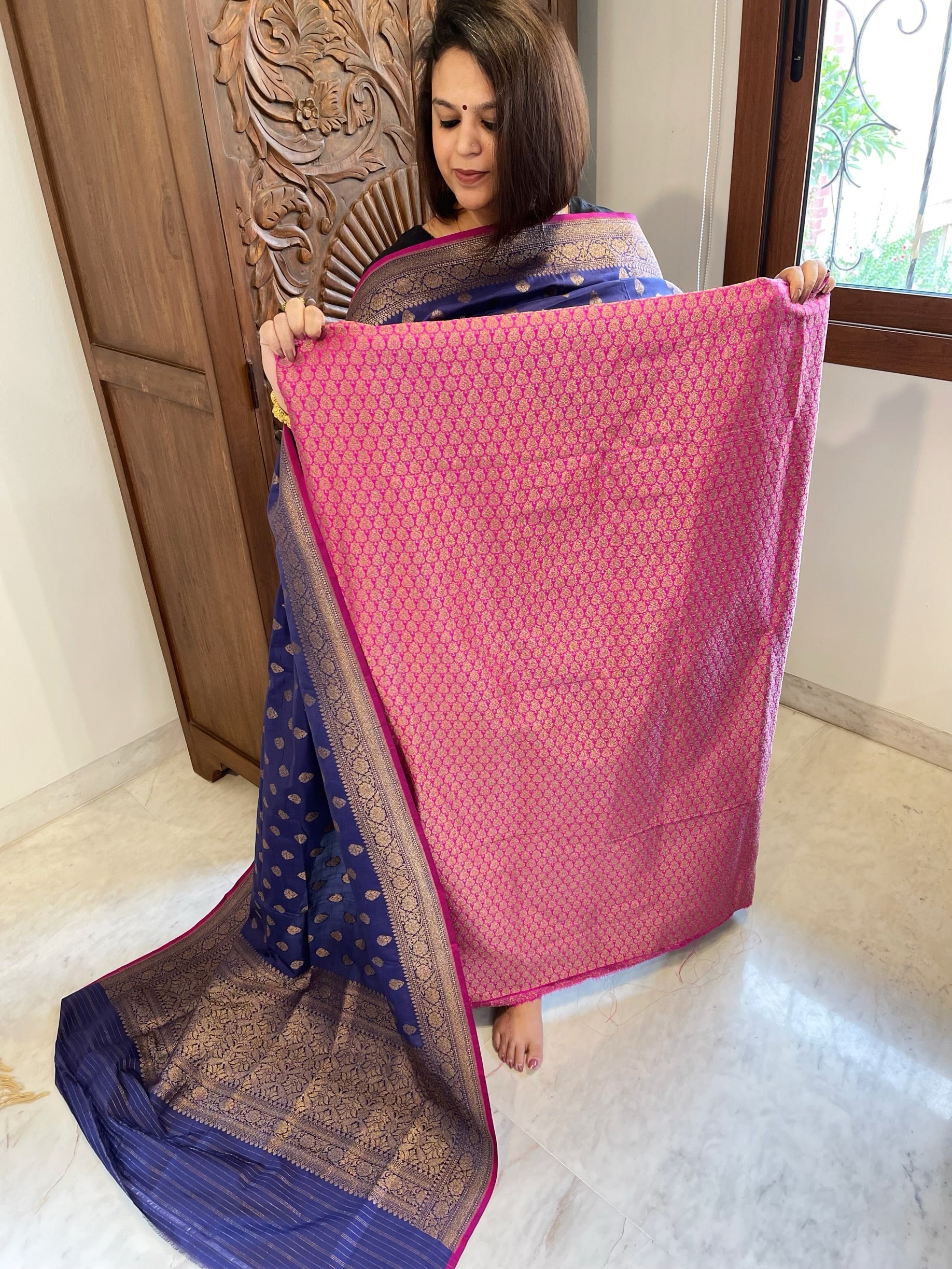 Rani Designer Handwoven Kadwa Banarasi Suit Set in Pure Silk - Masakalee