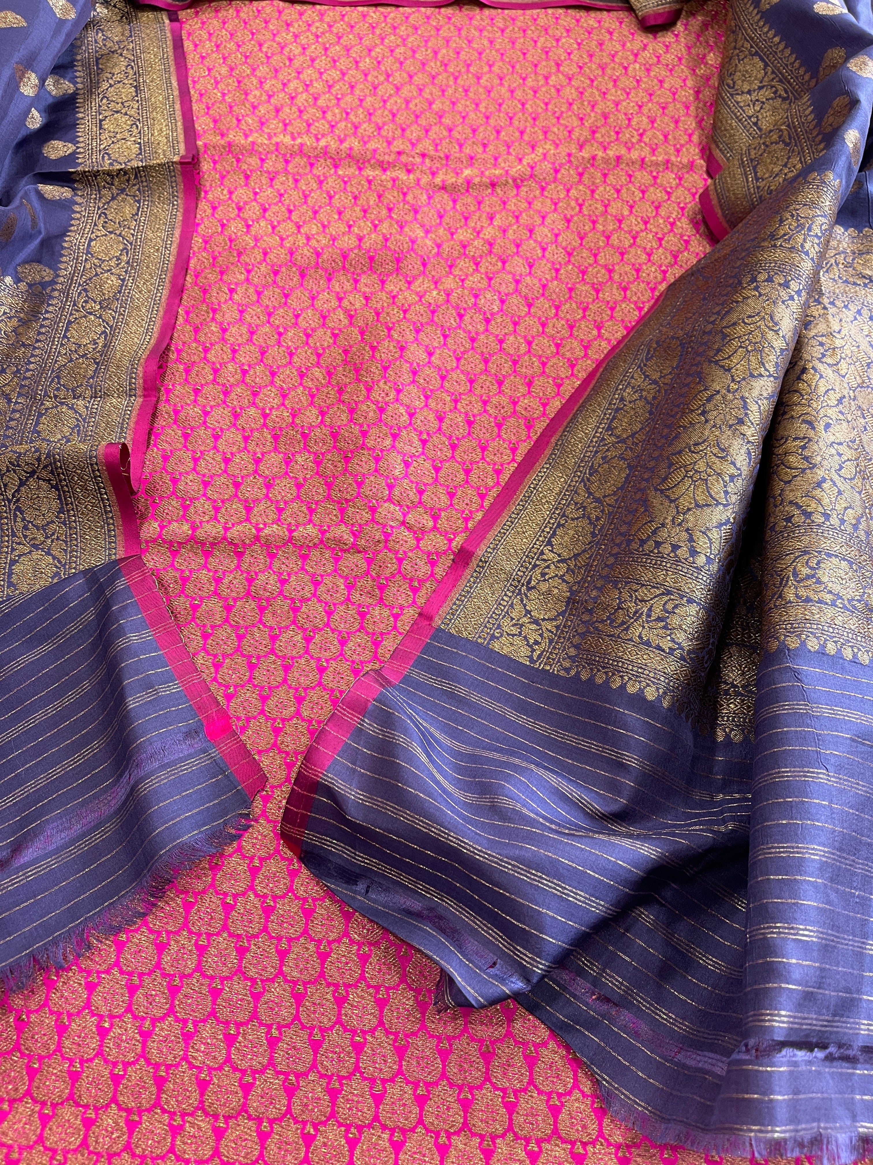 Rani Designer Handwoven Kadwa Banarasi Suit Set in Pure Silk - Masakalee