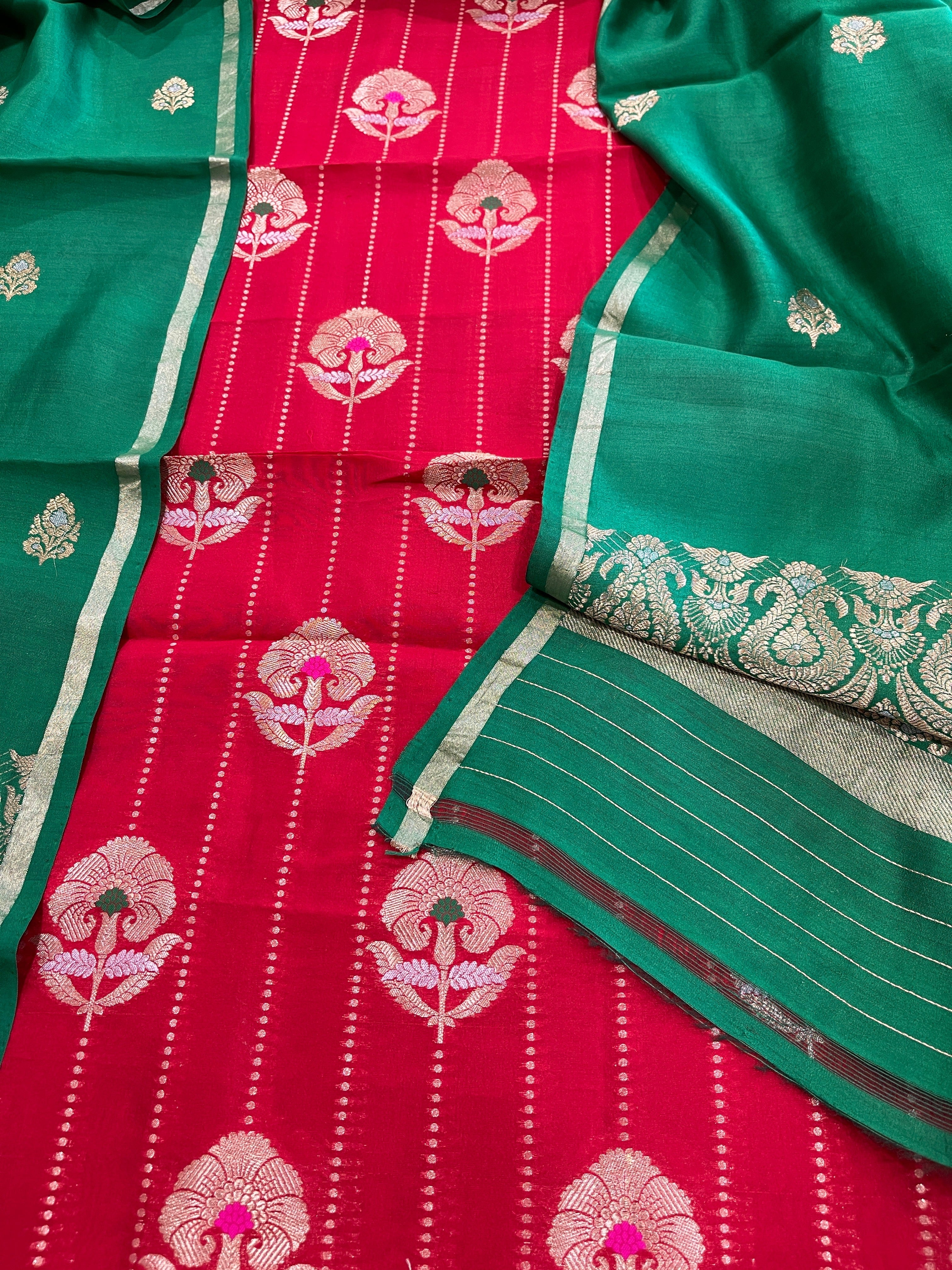 Red Designer Handwoven Kadwa Banarasi Suit Set in Pure Silk - Masakalee