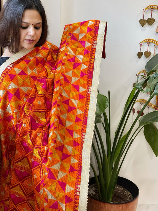 Red Designer Phulkari Dupatta in Khaddar Cotton - Masakalee