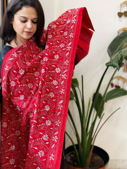 Red Handmade Kantha Dupatta in Pure Cotton - Masakalee