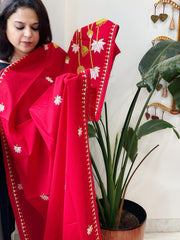 Red Handmade Kantha Dupatta in Pure Cotton - Masakalee