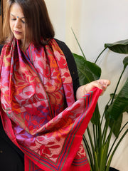 Red Handmade Reverse Nakshi Kantha Stole in Pure Silk - Masakalee