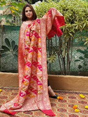 Red Handwoven Banarasi Rangkhat Dupatta in Pure Katan Silk - Masakalee