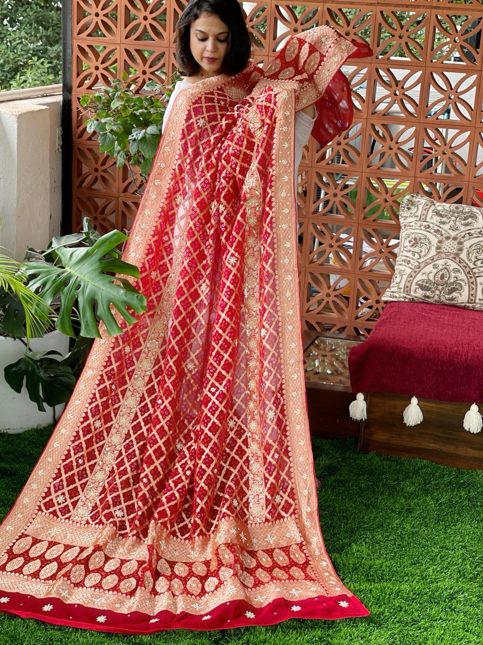 Red Handwoven NeemZari Bareek Bandhani with Dabka Handwork in Pure Georgette - Masakalee