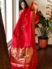 Red Handwoven Paithani Dupatta in Pure Silk - Masakalee