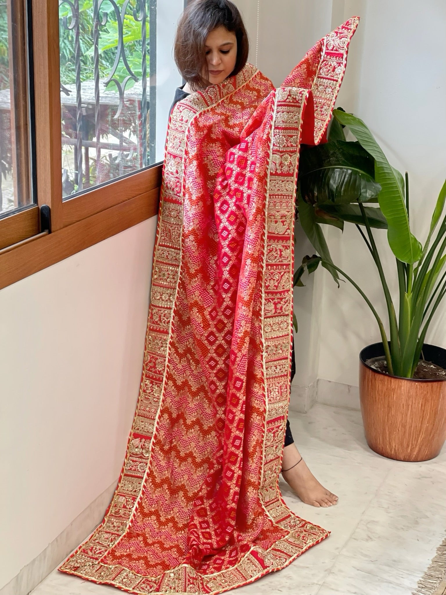 Red, Pink Woven Bandhej Banarasi Dupatta in Fine Georgette with Pearl, Sequin, Dabka Work - Masakalee