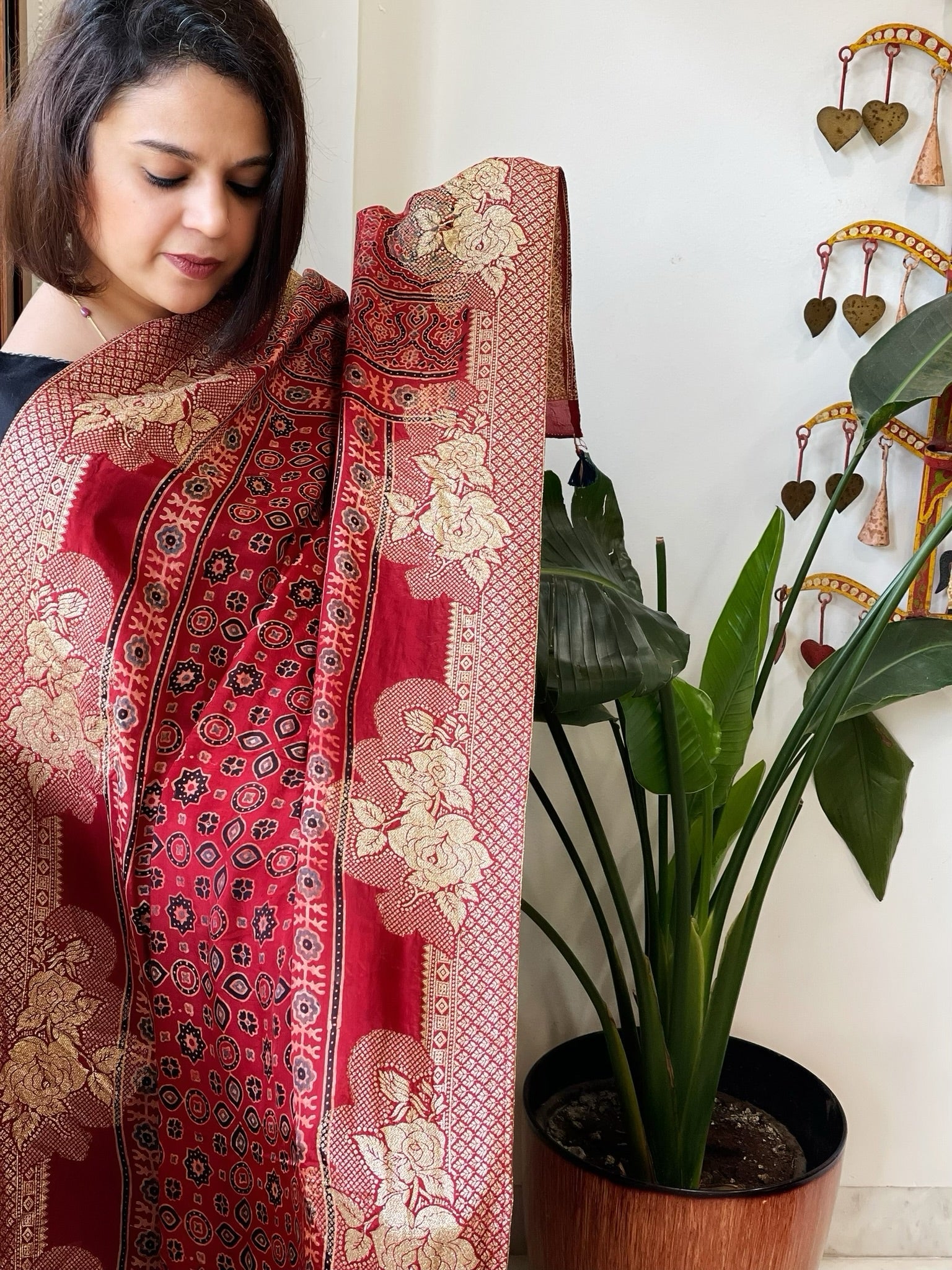 Reddish Rust Ajrakh Handblock Printed Organza Crepe Dupatta with Banarasi Border - Masakalee