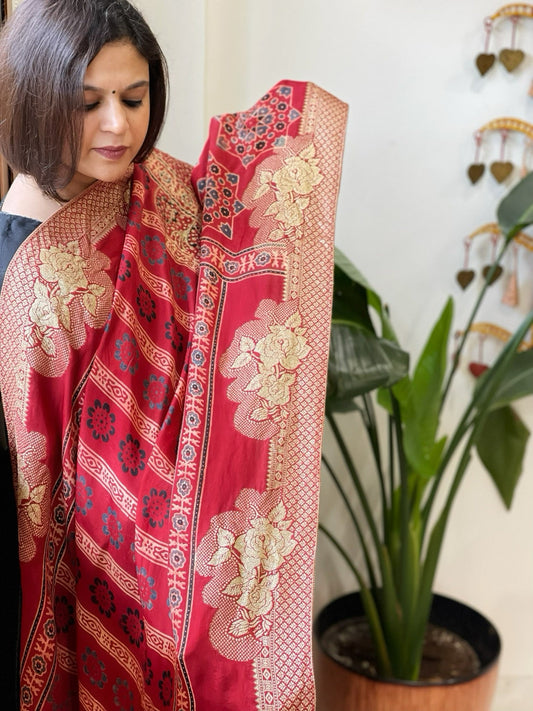 Reddish Rust Ajrakh Handblock Printed Organza Dupatta with Banarasi Border - Masakalee