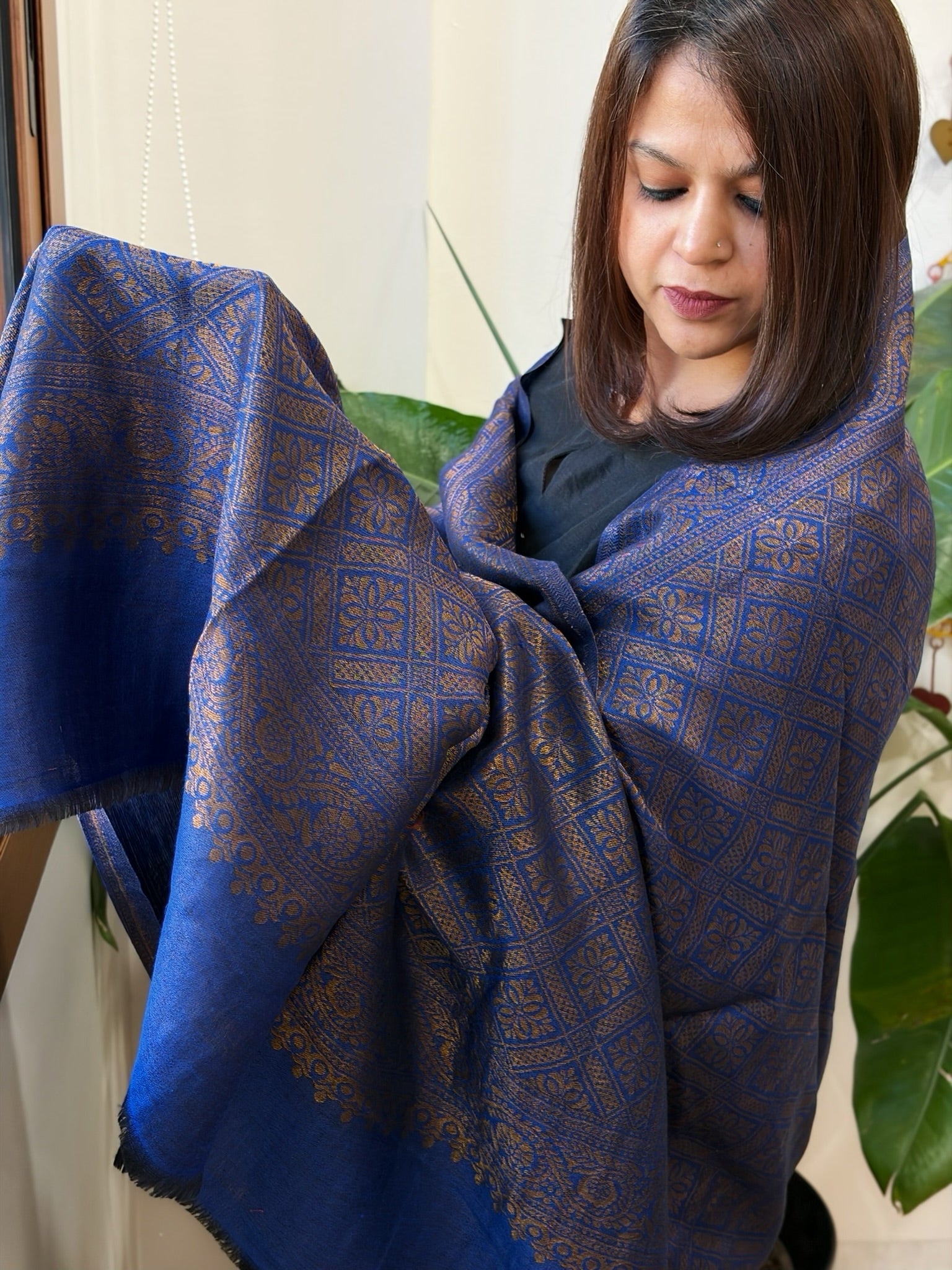 Royal Blue Pashmina Shawl with Zari - Masakalee