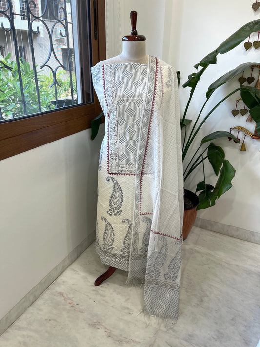 Suit Set with Block Print in Pure Mul Chanderi - Masakalee