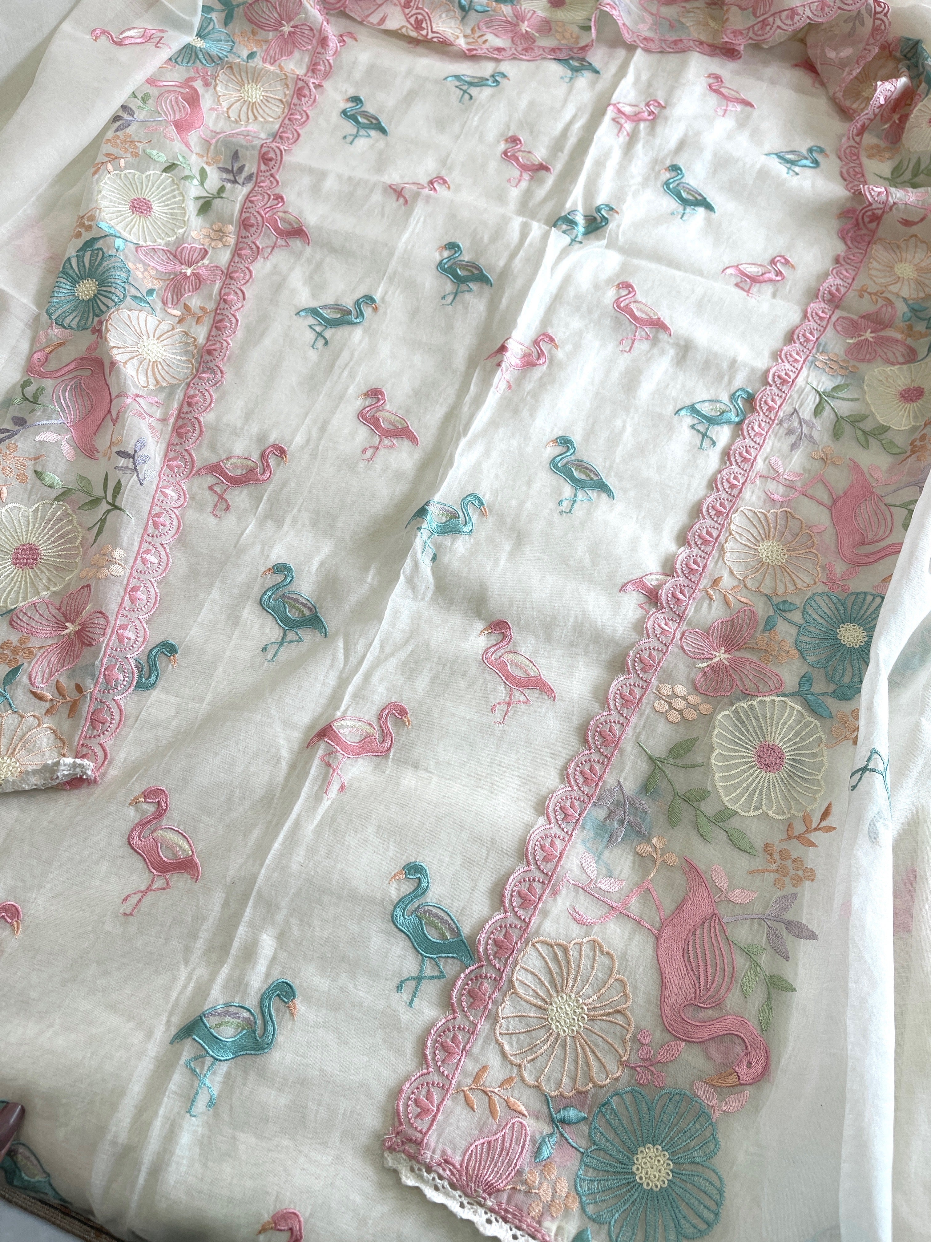 Suit Set with Flamingo and Floral Embroidery in Chanderi - Masakalee