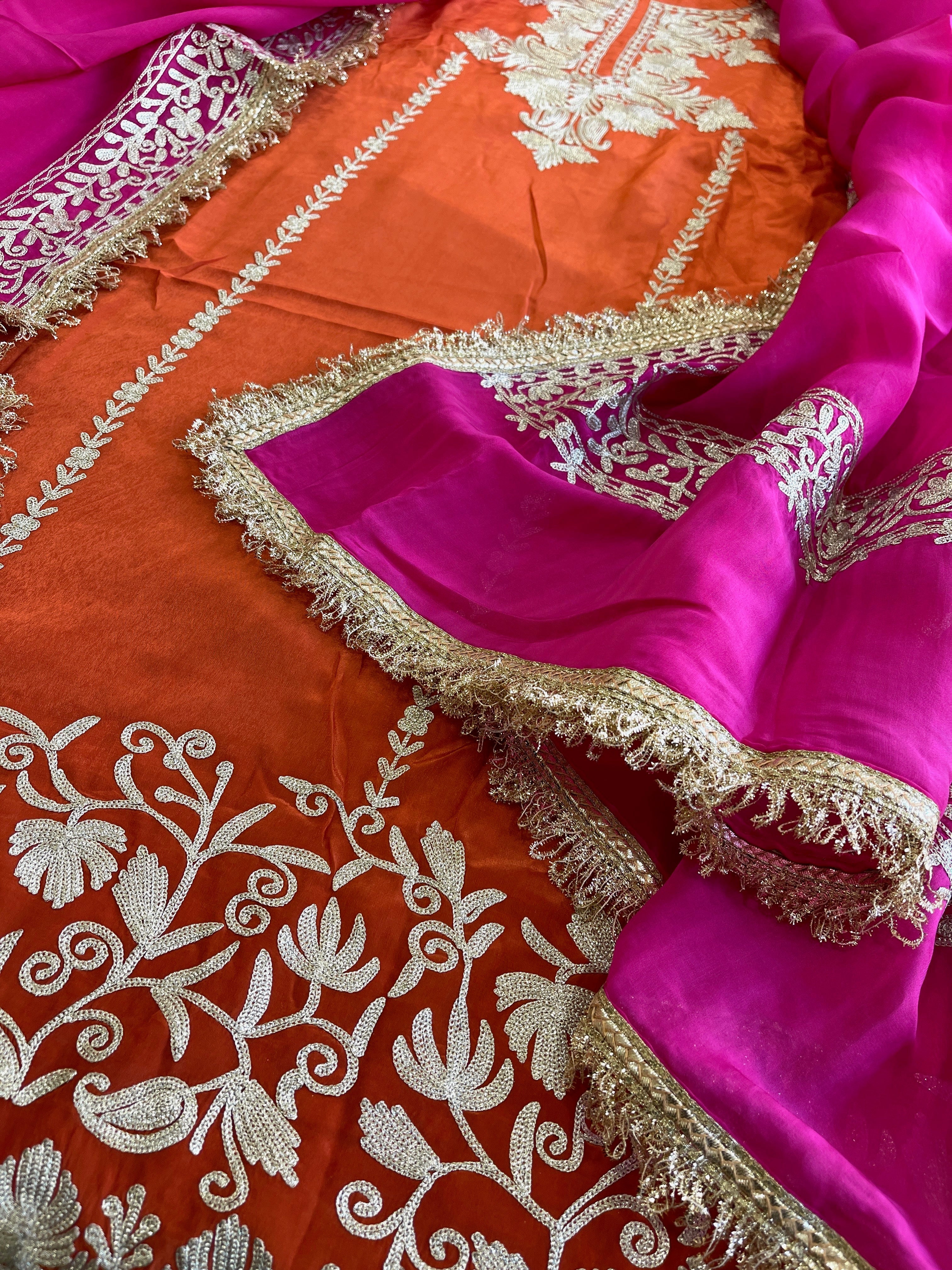 Suit Set with Kashmiri Tilla Work in Crepe - Masakalee