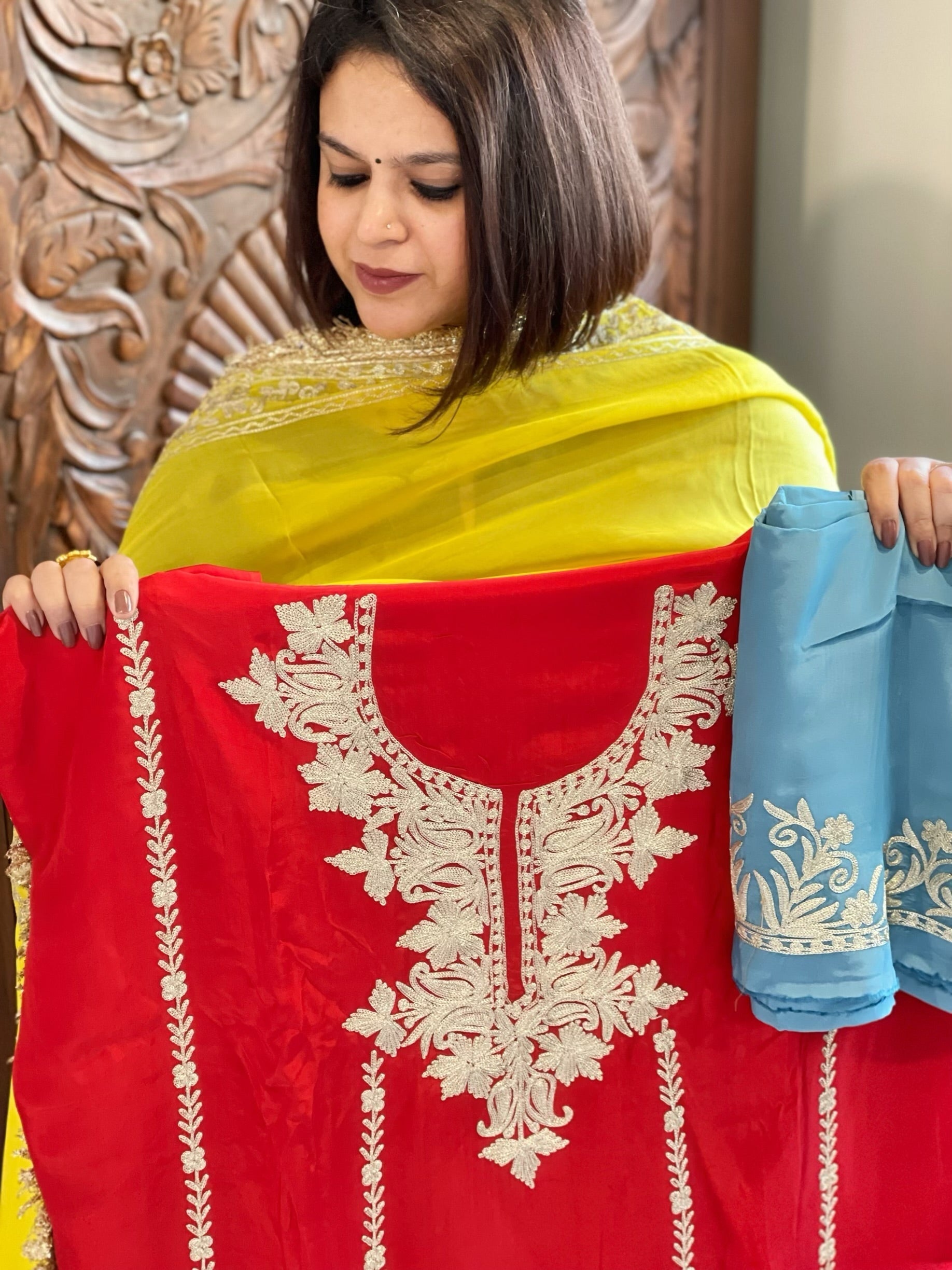 Suit Set with Kashmiri Tilla Work in Crepe - Masakalee