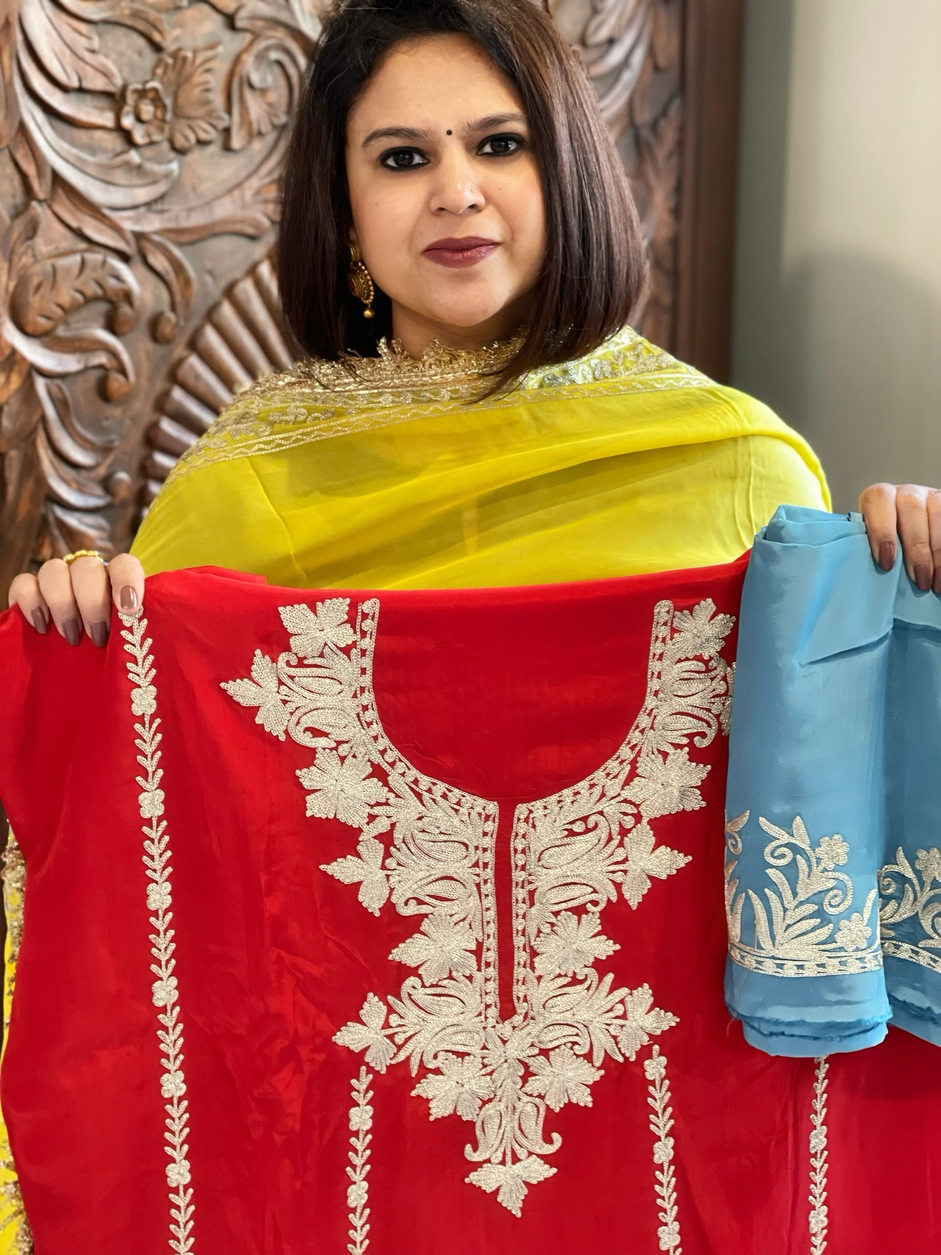 Suit Set with Kashmiri Tilla Work in Crepe - Masakalee