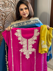 Suit Set with Kashmiri Tilla Work in Crepe - Masakalee