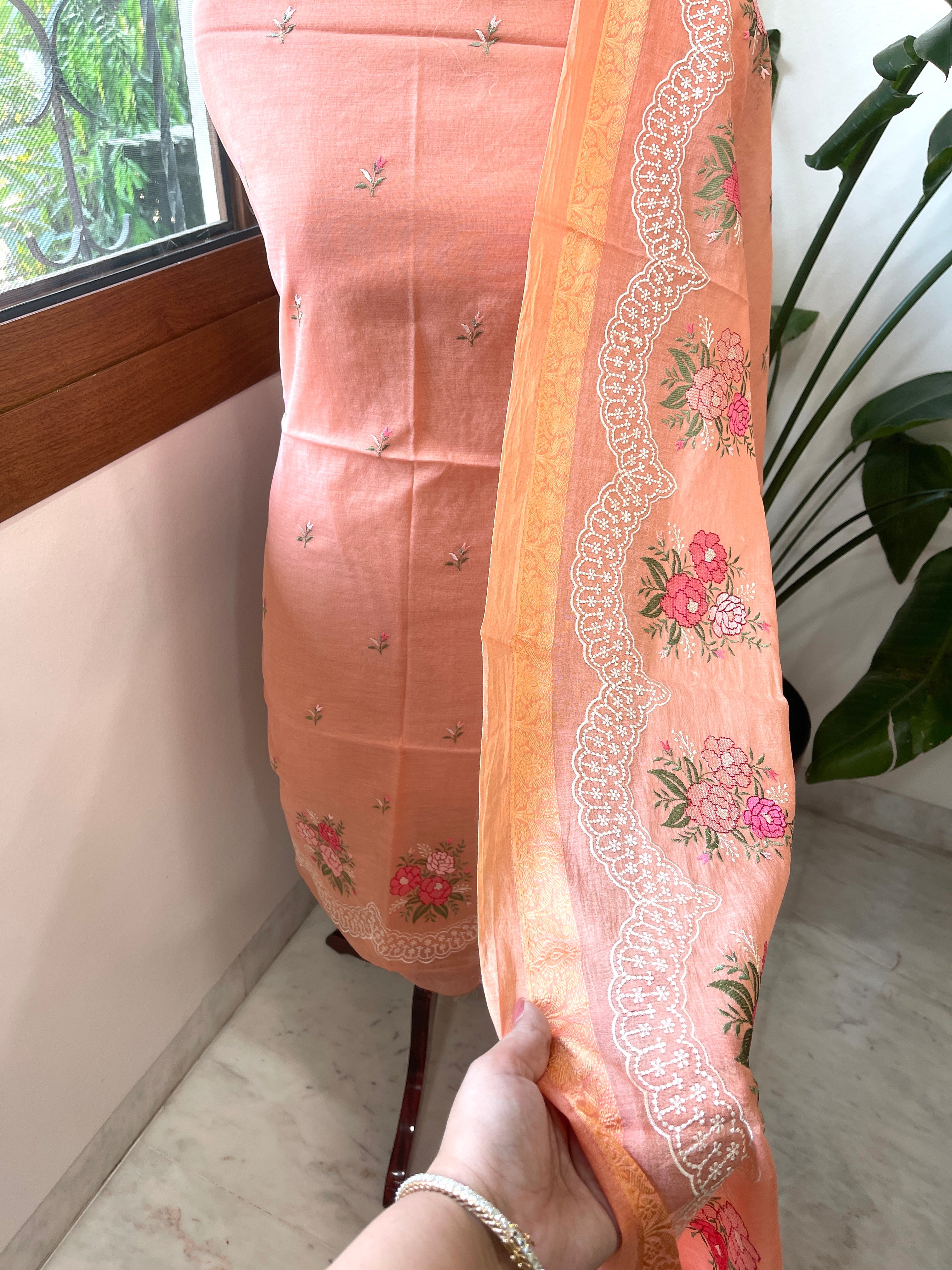 Suit Set with Thread Embroidery in Mul Chanderi - Masakalee