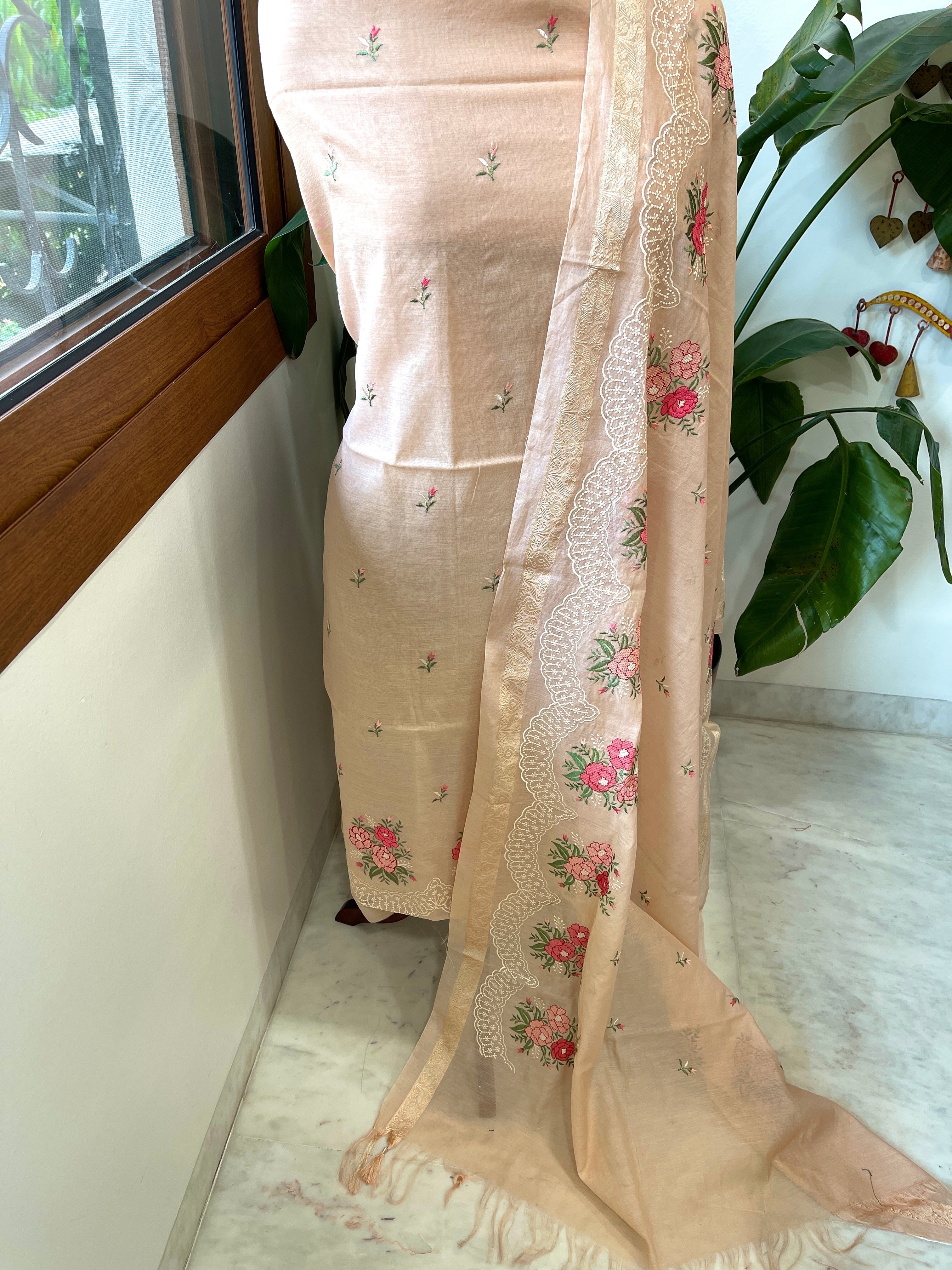 Suit Set with Thread Embroidery in Mul Chanderi - Masakalee