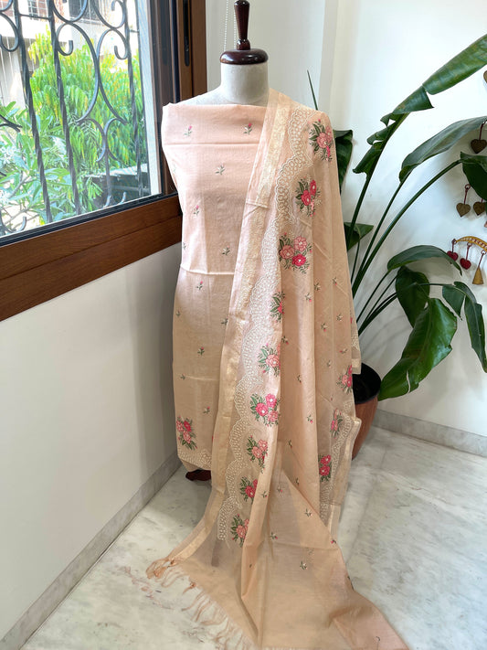 Suit Set with Thread Embroidery in Mul Chanderi - Masakalee