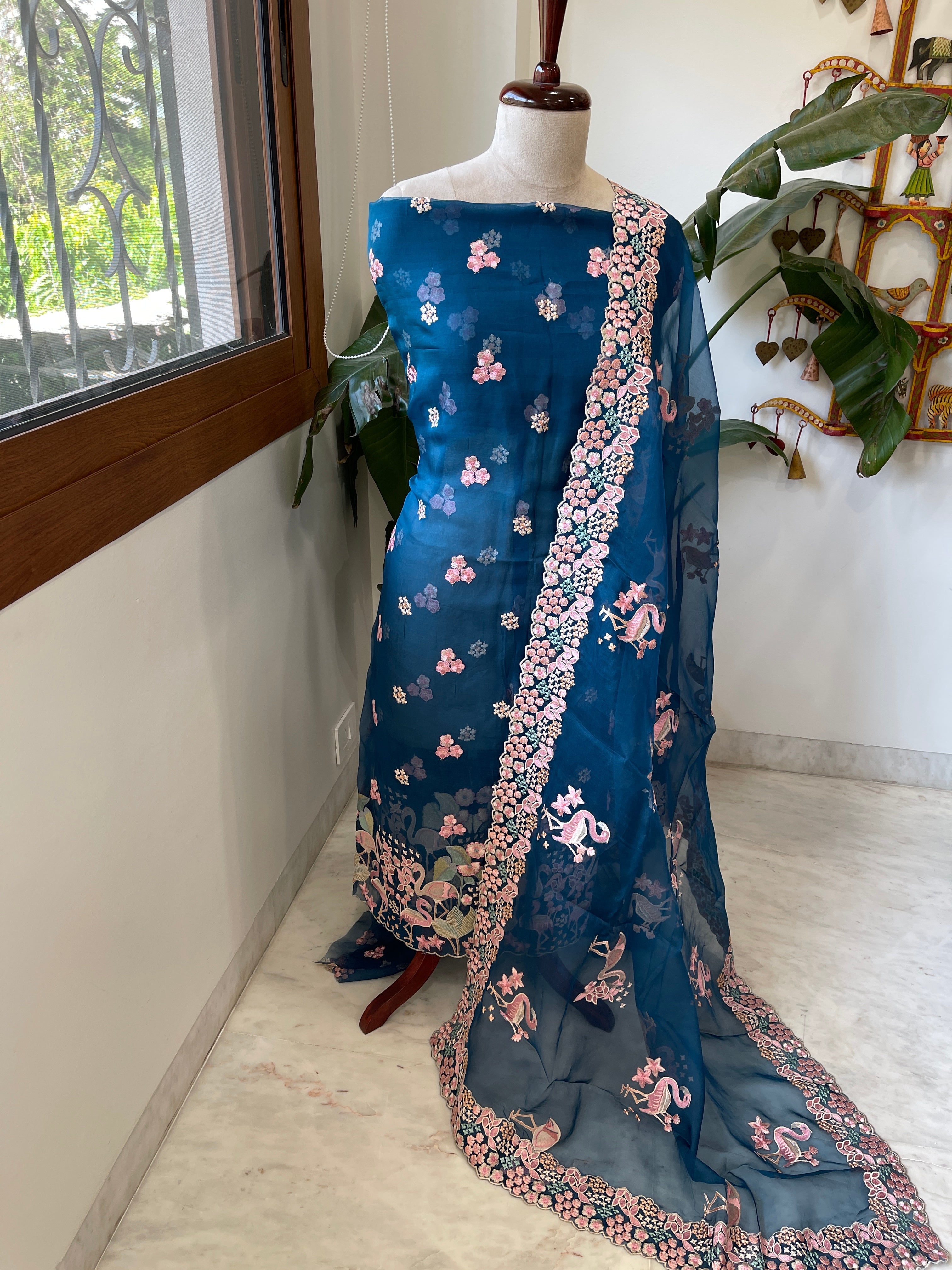 Teal Dupatta Set (Kurta+Dupatta) with Thread Embroidery in Pure Organza - Masakalee