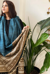 Teal Handwoven Bhujodi Shawl in Pure Tussar and Wool - Masakalee