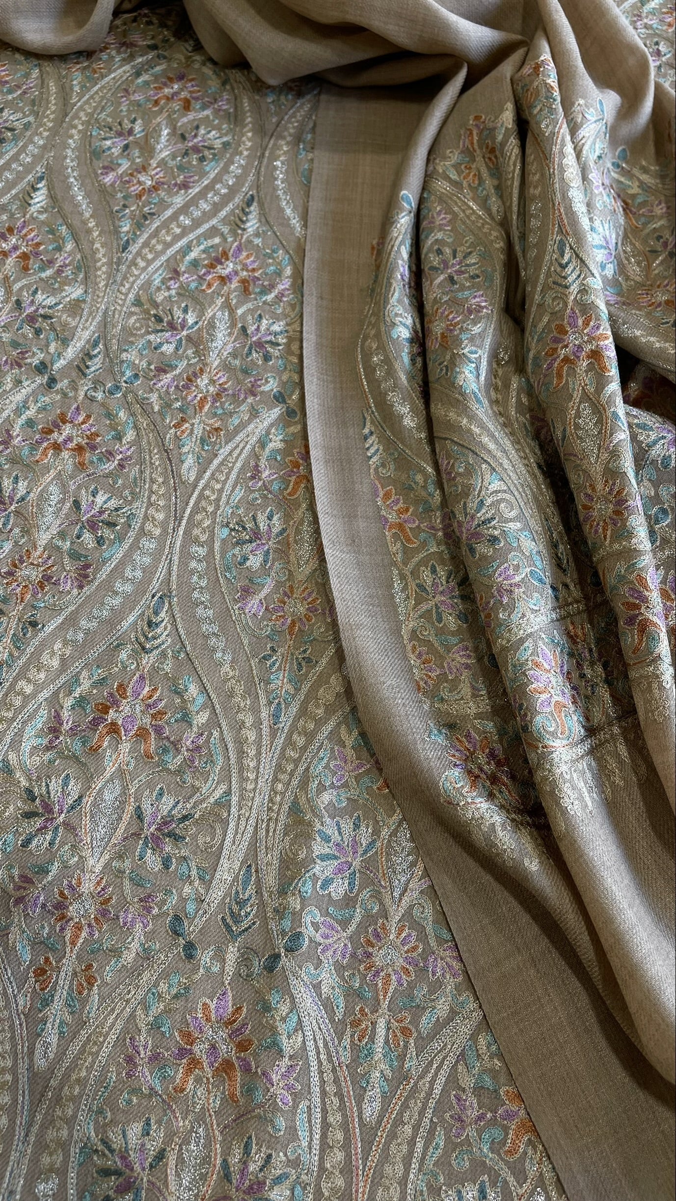 Toosh Winter Suit Set with Aari Work in Pashmina Wool - Masakalee