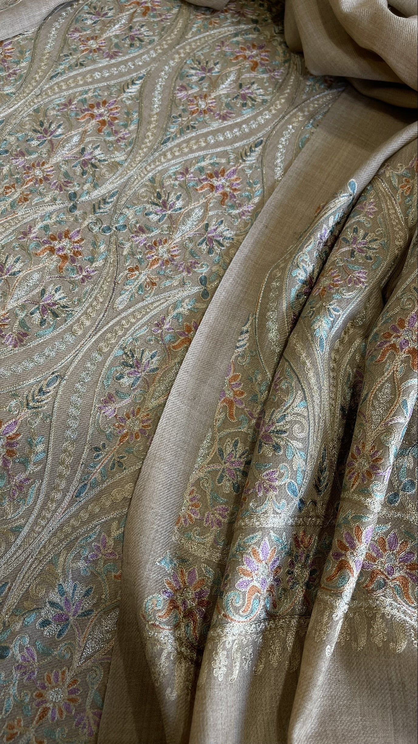 Toosh Winter Suit Set with Aari Work in Pashmina Wool - Masakalee