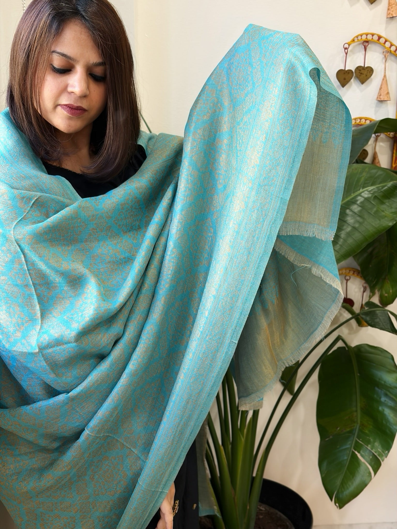 Turquoise Pashmina Shawl with Zari - Masakalee