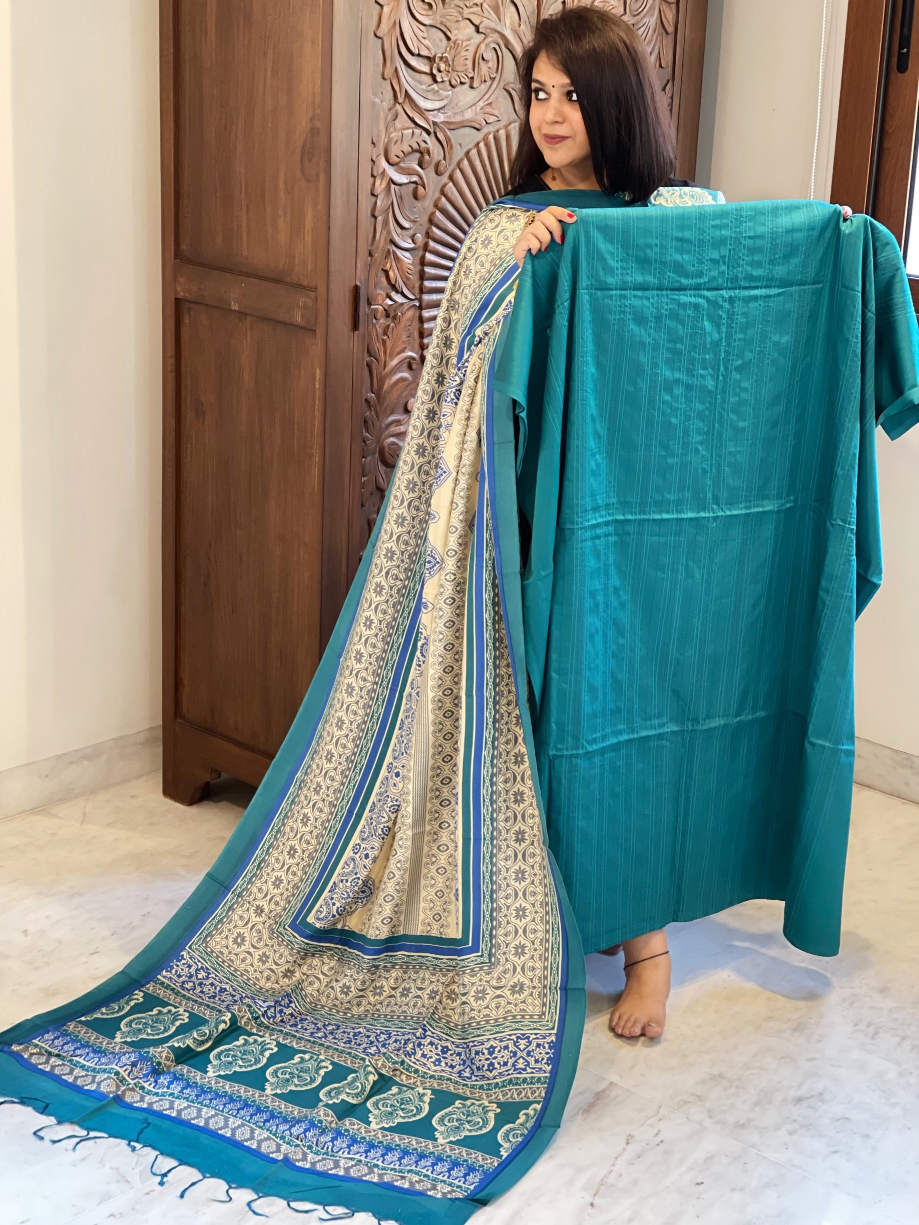 Turquoise Suit Set with Kantha Stitch Work on Glazed Cotton - Masakalee