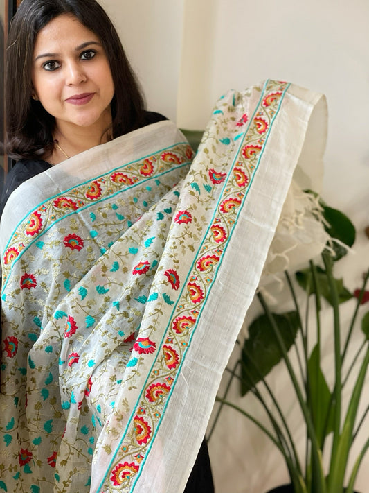 Tussar Silk dupatta with Thread Jaal Embroidery - Masakalee