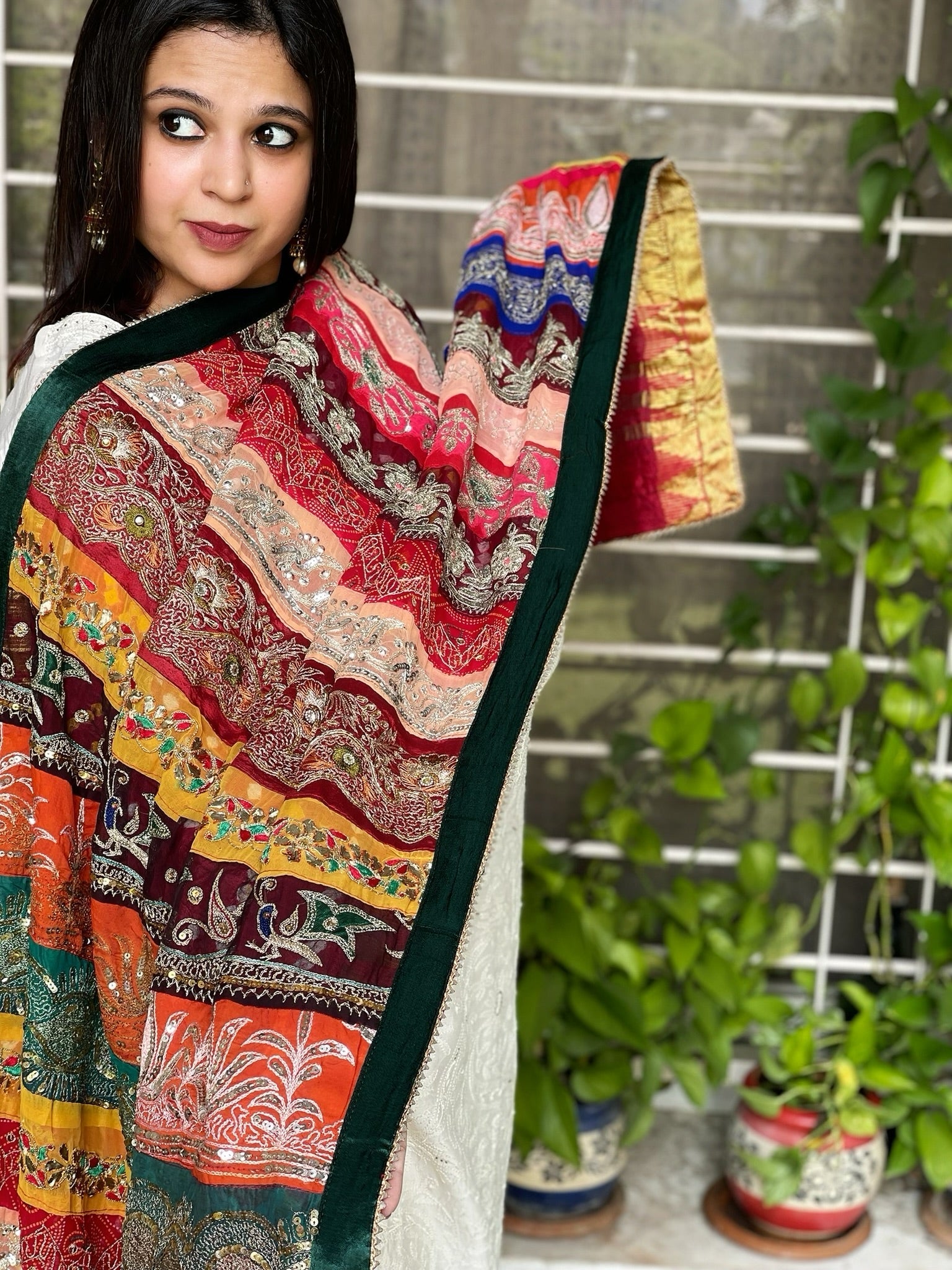 Vintage Dupatta in Pure Georgette, Chiffon - Masakalee