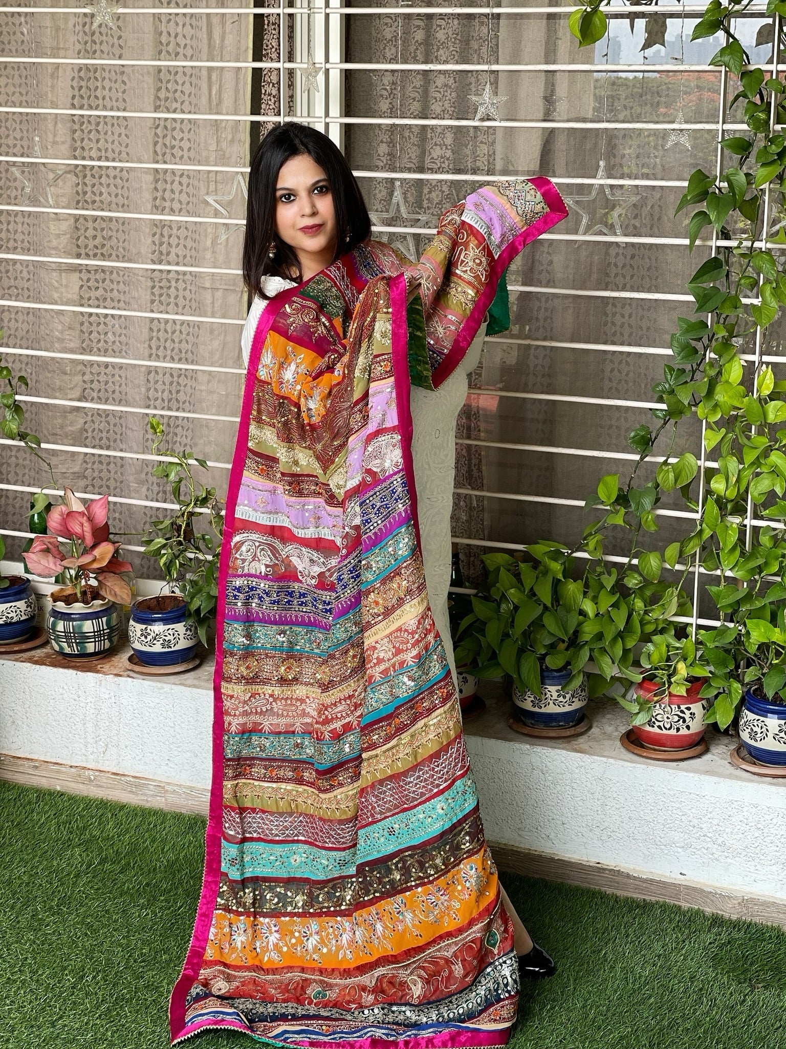 Vintage Dupatta in Pure Georgette, Chiffon - Masakalee