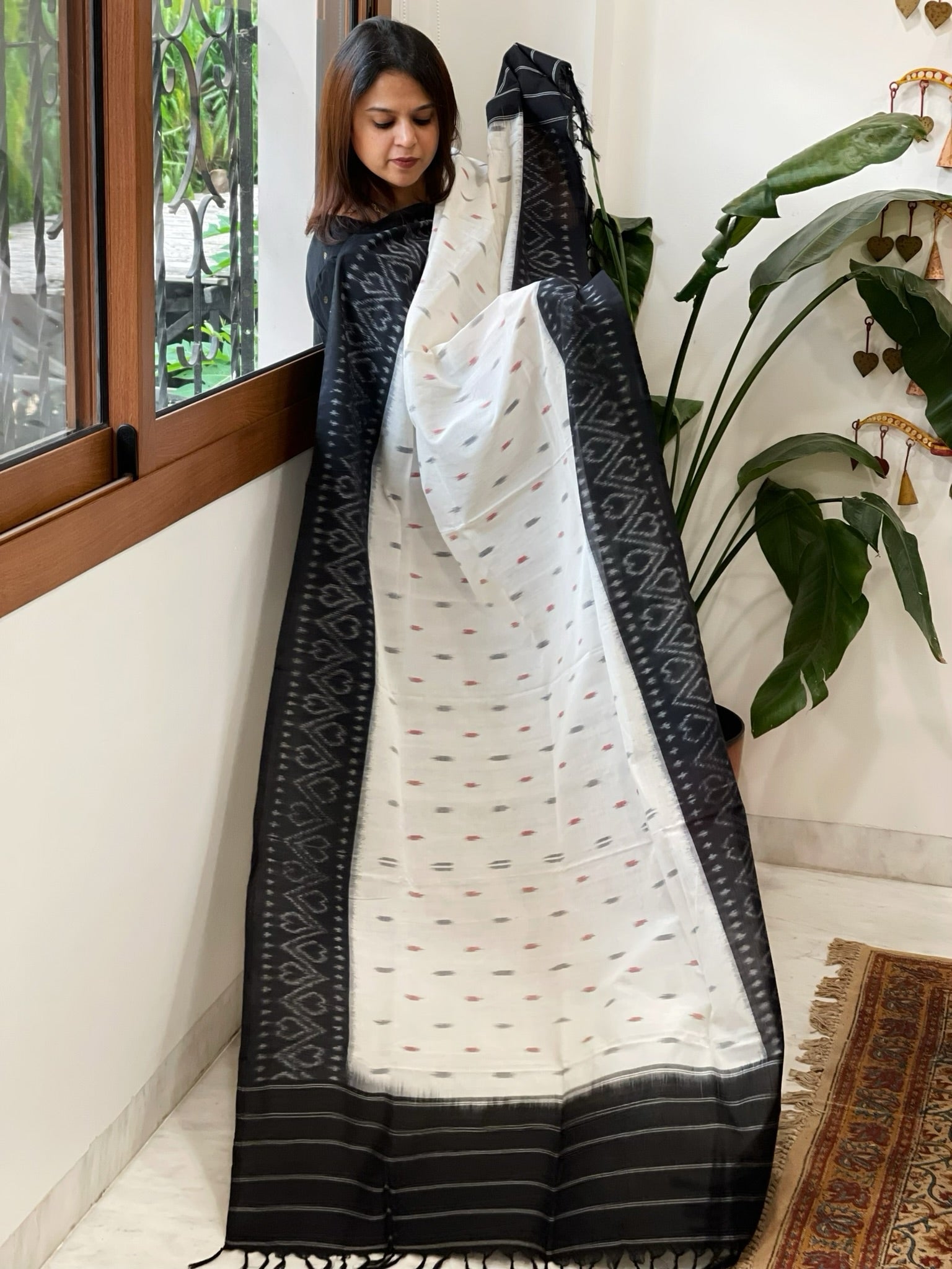 White, Black Handwoven Ikat Dupatta in Cotton - Masakalee
