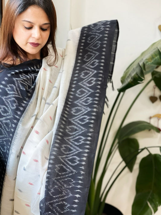 White, Black Handwoven Ikat Dupatta in Cotton - Masakalee