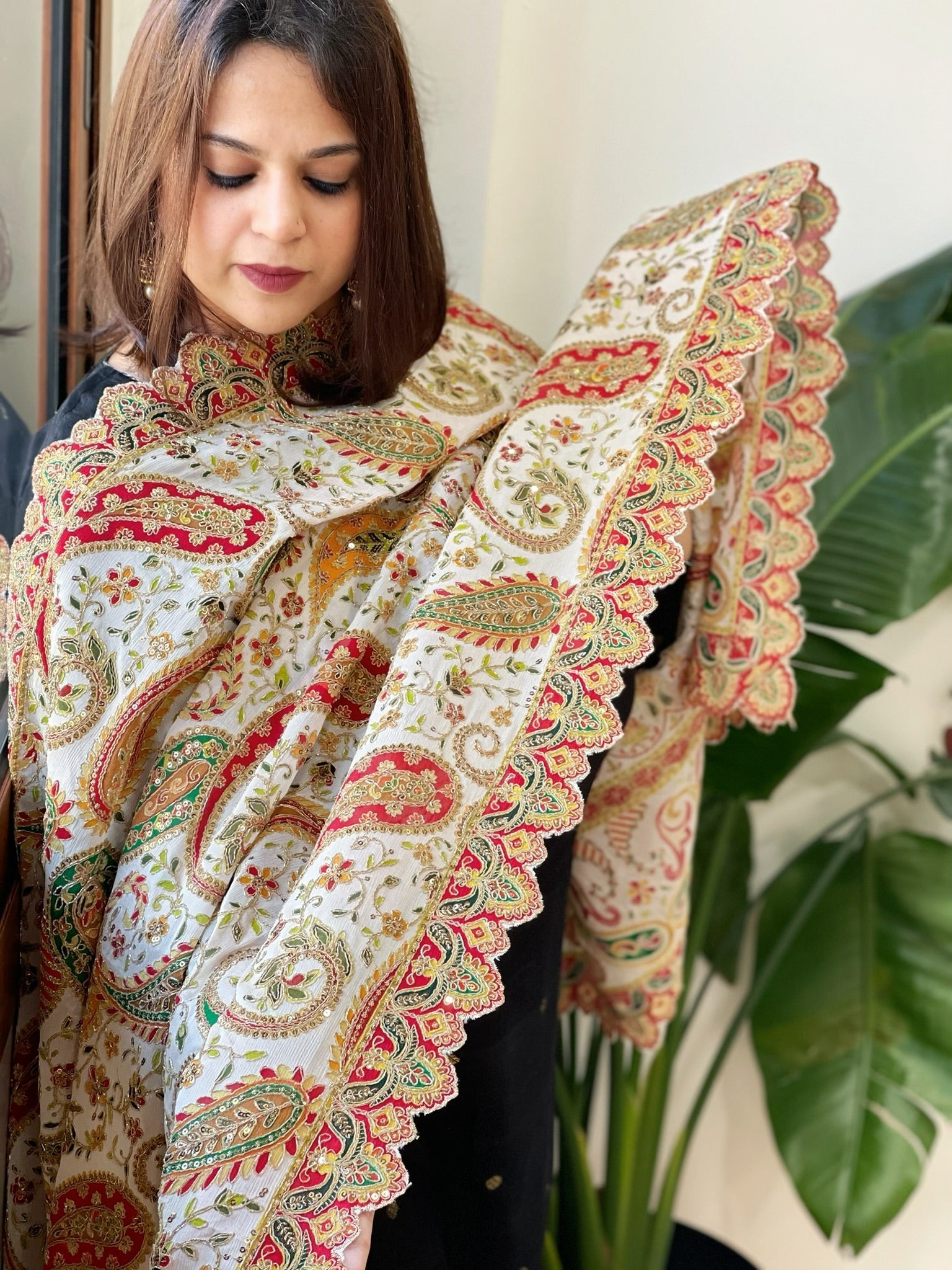 White Chinon Dupatta with Aari Embroidery - Masakalee
