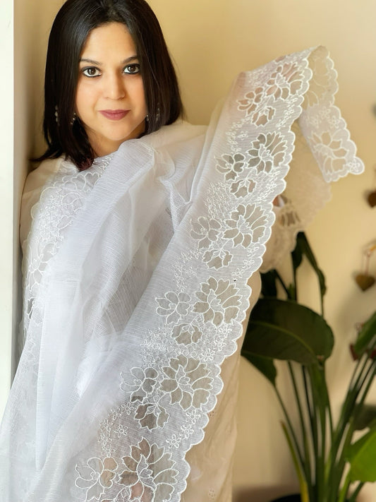 White Kota Cotton Dupatta and Cut Work - Masakalee